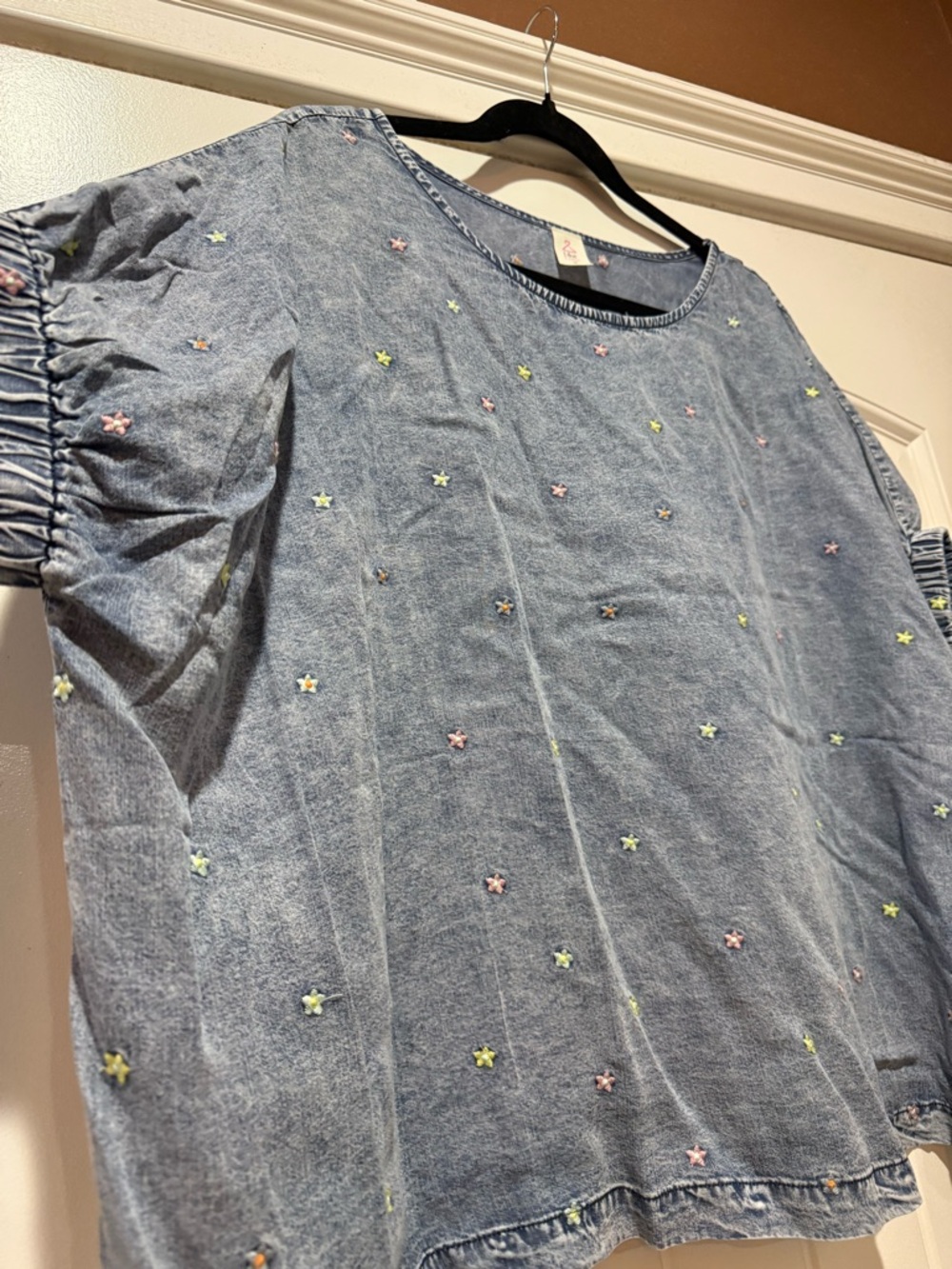 Blue Star Relaxed Tunic Top - Picture 4 of 10